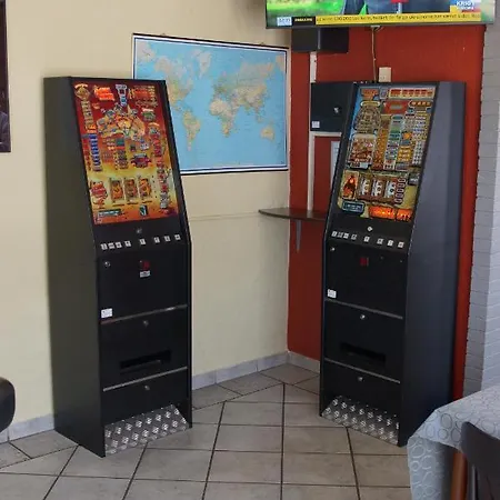 Egtved Hotel فندق 2*